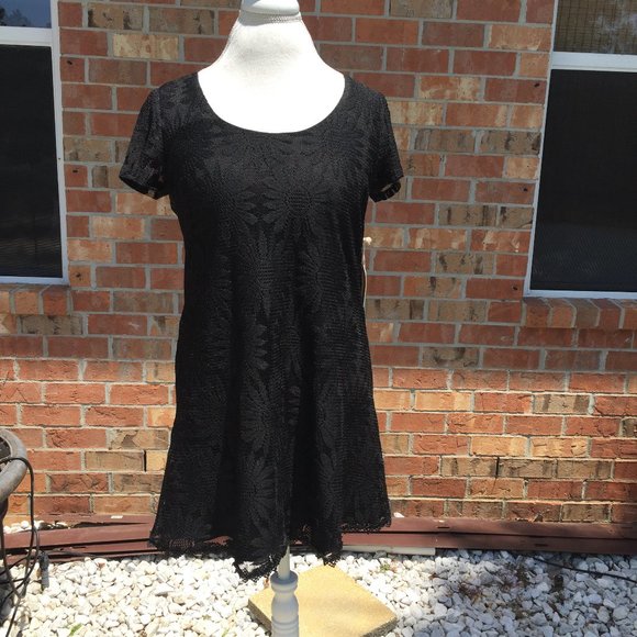 Forever 21 Size Medium Women Black Dress Short LBL  NWT Short Sleeve - Picture 6 of 10